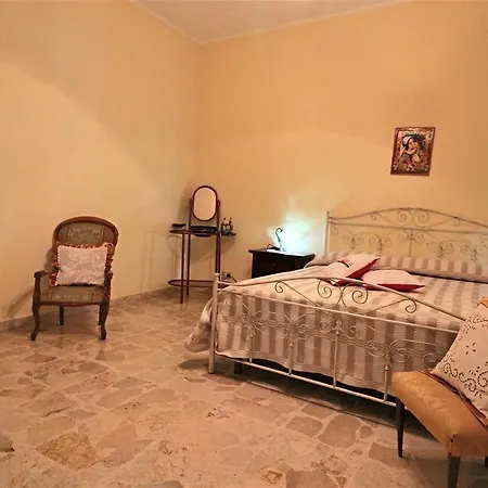 Casa Vacanza Lella Casa de Férias Supersano